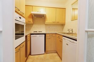 KITCHEN- click for photo gallery